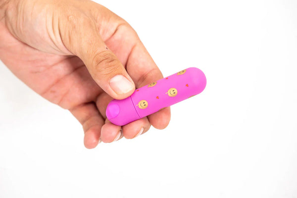 GIGGLY USB Rechargeable Super Charged Mini Bullet Clitoral Vibrator